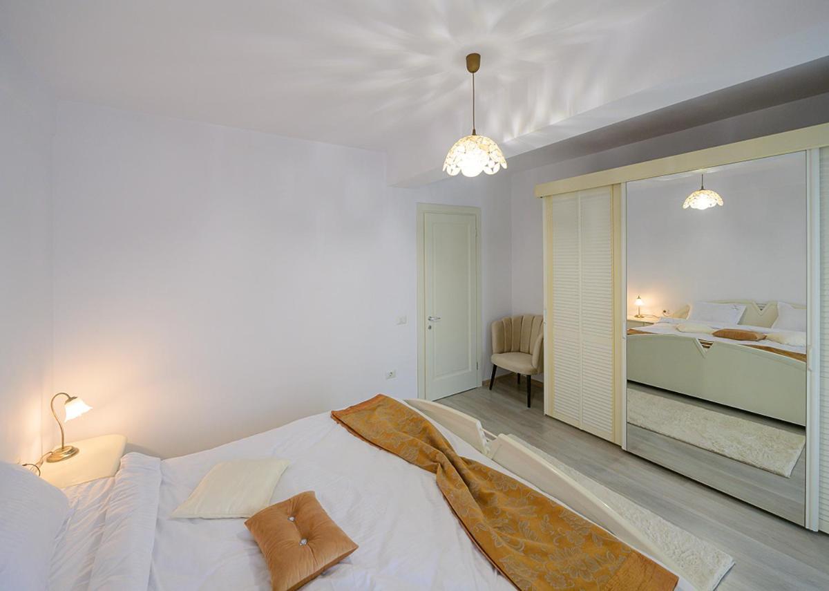 Apartament Laur Gura Humorului Ngoại thất bức ảnh