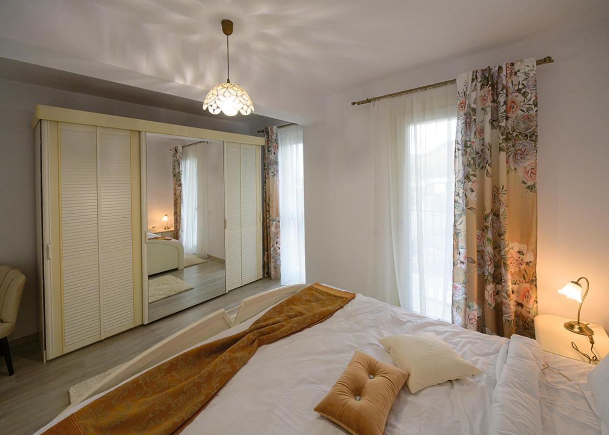 Apartament Laur Gura Humorului Ngoại thất bức ảnh